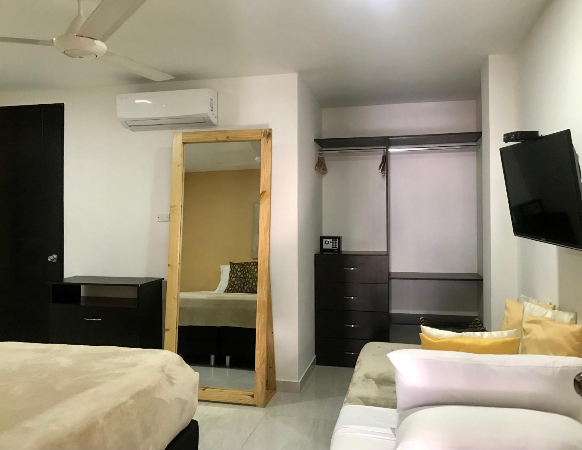 Makena La Boquilla Beach Hostel Cartagena Rum bild